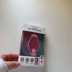 𐙚 Colorways Key Tag Tracker NWT